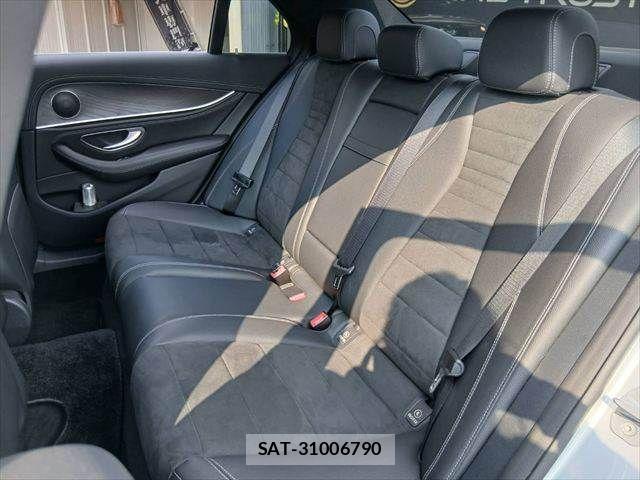 Mercedes Benz E-CLASS 2017-06 8336737-29
