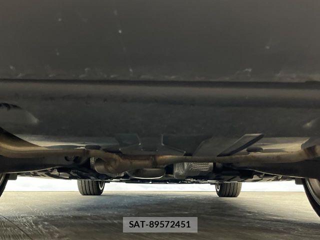 Mercedes Benz E-CLASS 2019-08 8336735-19