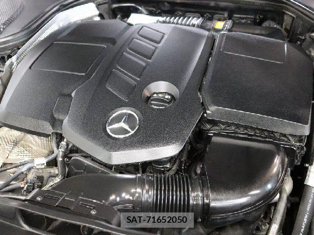 Mercedes Benz E-CLASS 2018-08 8336734-5