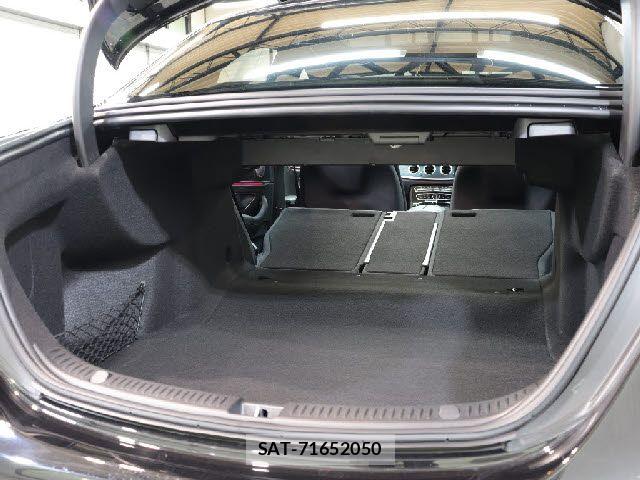 Mercedes Benz E-CLASS 2018-08 8336734-6