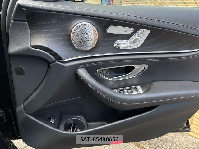 Mercedes Benz E-CLASS 2022-03 8354921-11