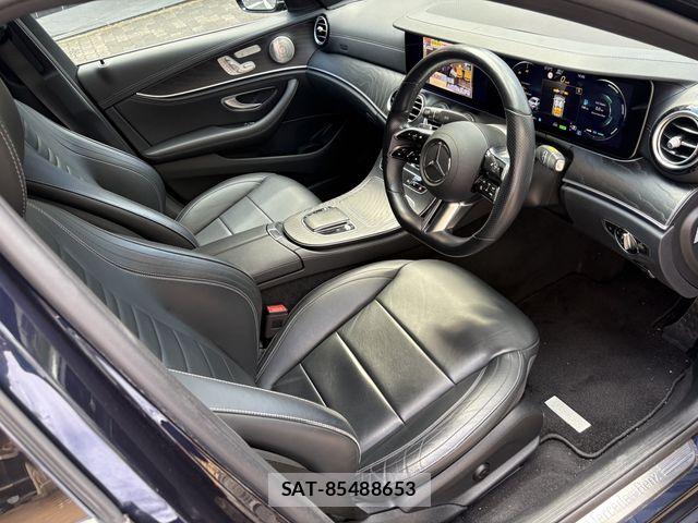 Mercedes Benz E-CLASS 2022-03 8354921-5