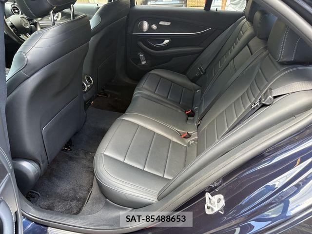 Mercedes Benz E-CLASS 2022-03 8354921-8