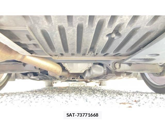 Mercedes Benz E-CLASS 2016-10 8354923-4