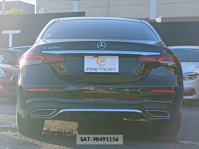 Mercedes Benz E-CLASS 2021-06 8366939-17