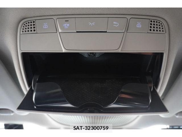 Mercedes Benz E-CLASS 2017-07 8366940-28