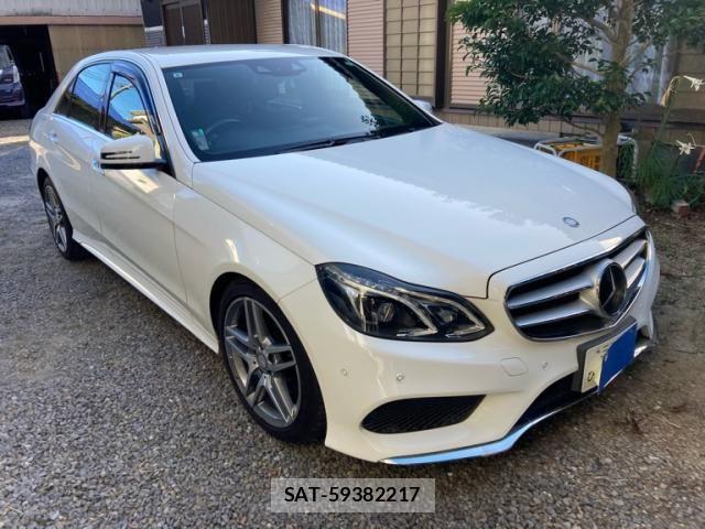 Mercedes Benz E-CLASS 2013-08 8413533-0