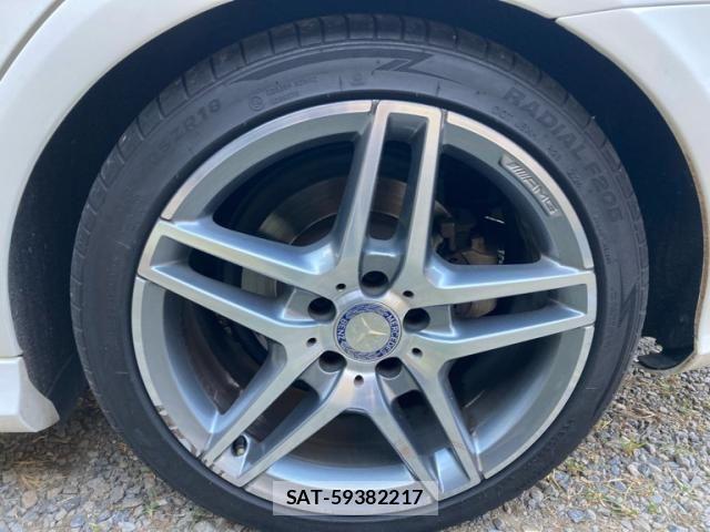 Mercedes Benz E-CLASS 2013-08 8413533-5