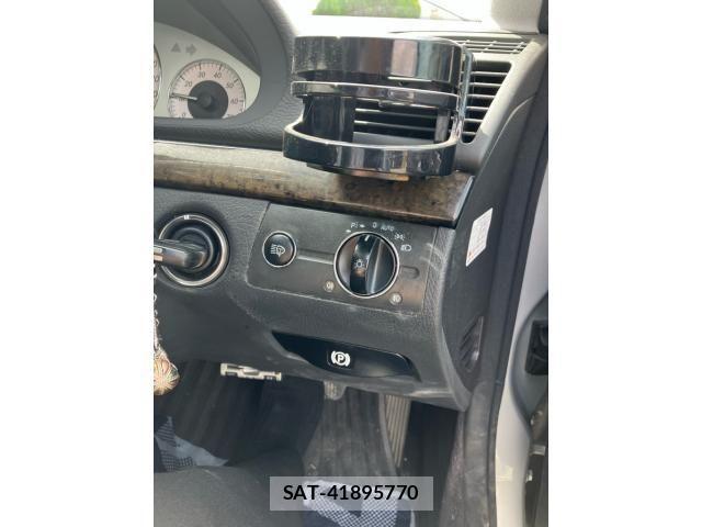 Mercedes Benz E-CLASS 2005-09 8413537-14