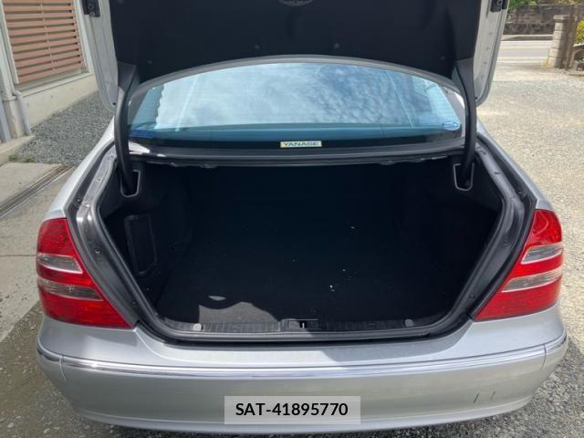 Mercedes Benz E-CLASS 2005-09 8413537-7