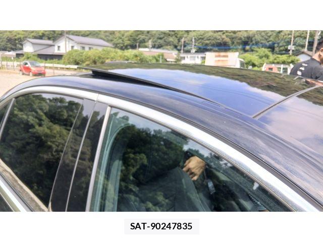 Mercedes Benz E-CLASS 2020-04 8413530-9
