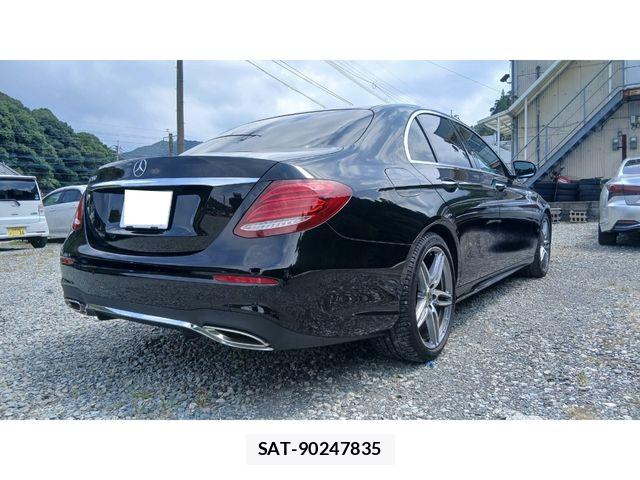 Mercedes Benz E-CLASS 2020-04 8413530-5