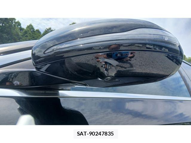 Mercedes Benz E-CLASS 2020-04 8413530-6