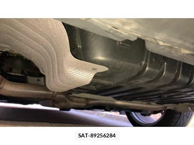 Mercedes Benz E-CLASS 2016-07 8438413-11