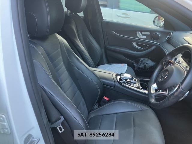 Mercedes Benz E-CLASS 2016-07 8438413-16