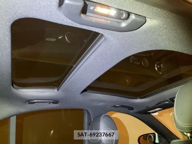 Mercedes Benz E-CLASS 2021-12 8438412-12