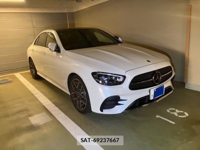 Mercedes Benz E-CLASS 2021-12 8438412-1