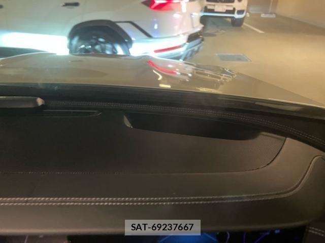 Mercedes Benz E-CLASS 2021-12 8438412-19