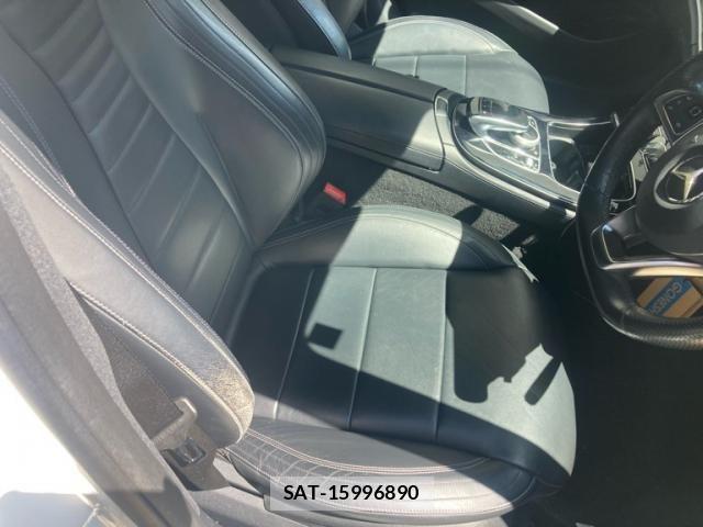 Mercedes Benz E-CLASS 2017-05 8438414-9