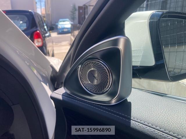 Mercedes Benz E-CLASS 2017-05 8438414-17