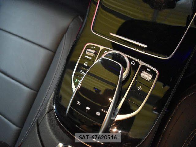 Mercedes Benz E-CLASS 2017-08 8485724-11