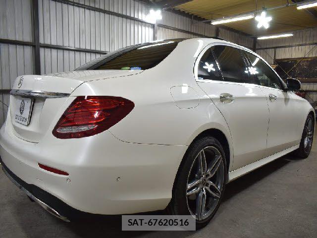 Mercedes Benz E-CLASS 2017-08 8485724-2