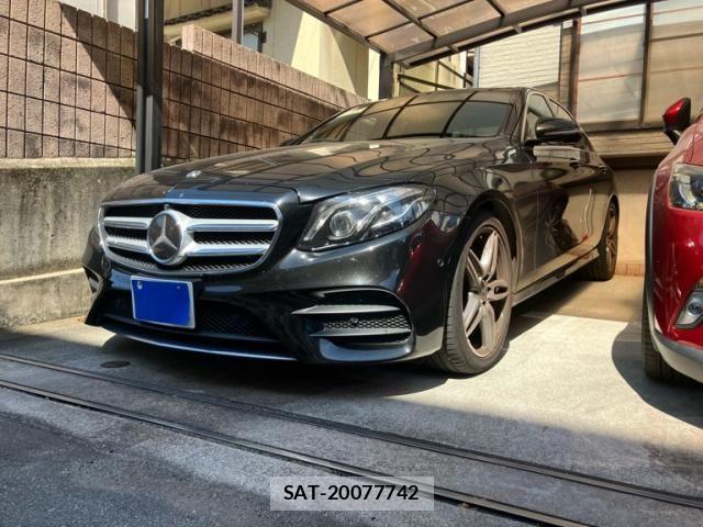 Mercedes Benz E-CLASS 2018-09 8525714-0