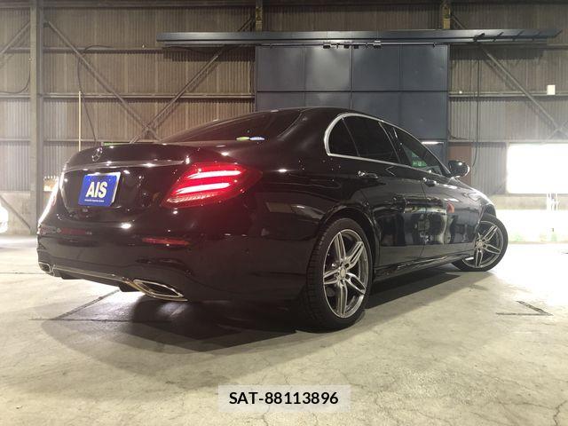 Mercedes Benz E-CLASS 2016-07 8525704-2