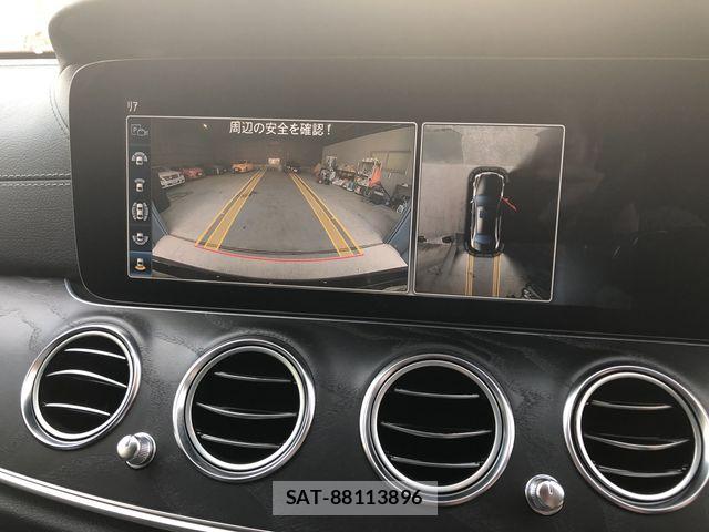 Mercedes Benz E-CLASS 2016-07 8525704-3