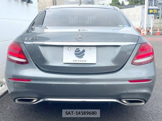 Mercedes Benz E-CLASS 2016-08 8525712-15
