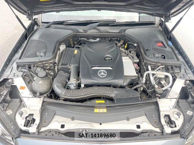 Mercedes Benz E-CLASS 2016-08 8525712-18