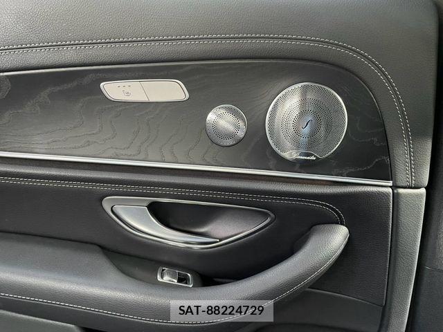 Mercedes Benz E-CLASS 2016-08 8525715-12