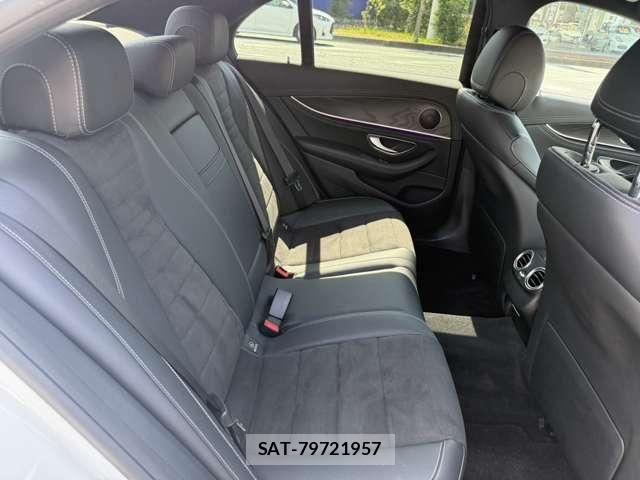 Mercedes Benz E-CLASS 2017-04 8562631-9