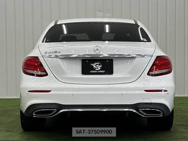 Mercedes Benz E-CLASS 2016-10 8627655-15