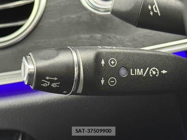 Mercedes Benz E-CLASS 2016-10 8627655-4