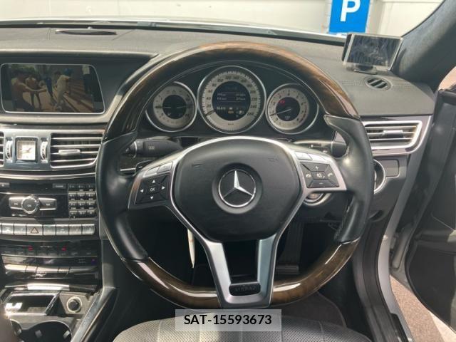 Mercedes Benz E-CLASS 2013-09 8660184-10