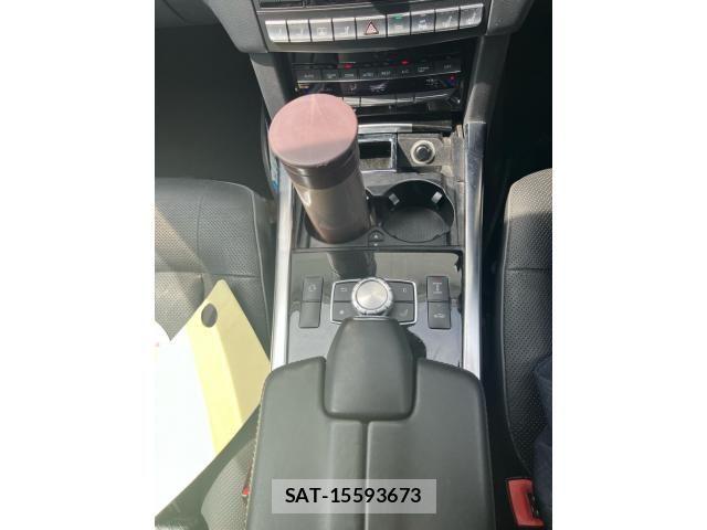 Mercedes Benz E-CLASS 2013-09 8660184-20