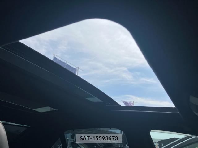 Mercedes Benz E-CLASS 2013-09 8660184-22