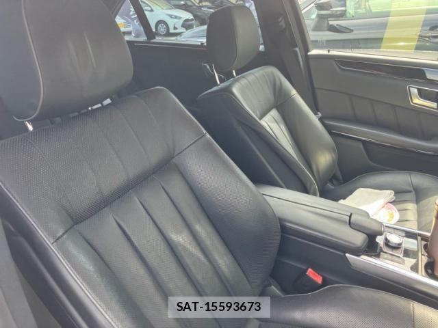 Mercedes Benz E-CLASS 2013-09 8660184-26