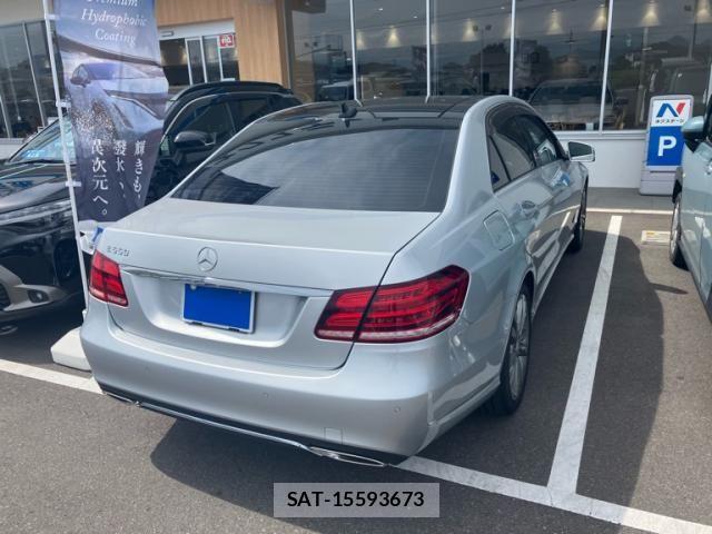 Mercedes Benz E-CLASS 2013-09 8660184-4