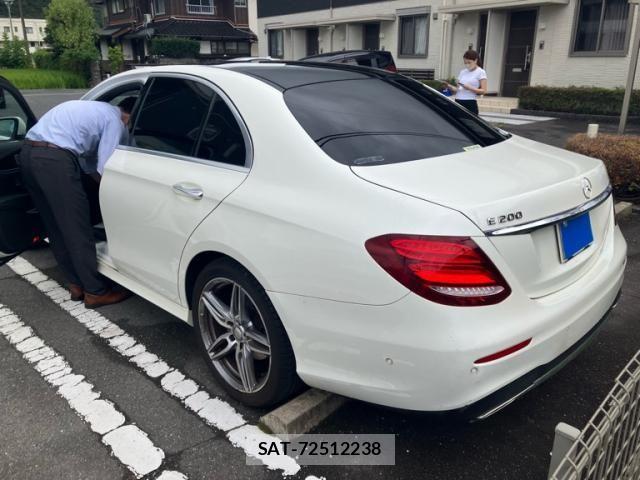 Mercedes Benz E-CLASS 2017-02 8660183-1