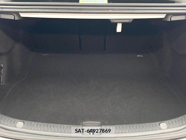 Mercedes Benz E-CLASS 2021-03 8660177-12