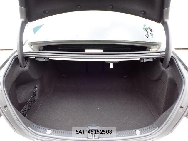 Mercedes Benz E-CLASS 2020-09 8660179-27