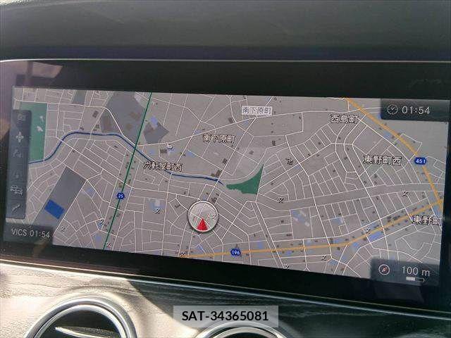 Mercedes Benz E-CLASS 2016-09 8660181-3