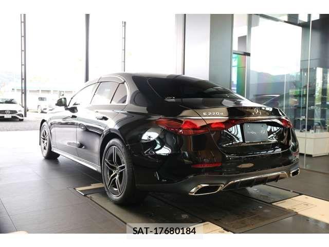 Mercedes Benz E-CLASS 2024-08 8660174-3
