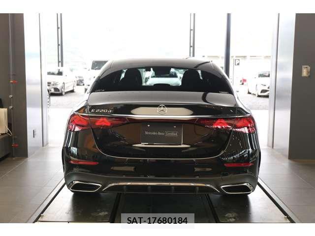 Mercedes Benz E-CLASS 2024-08 8660174-4