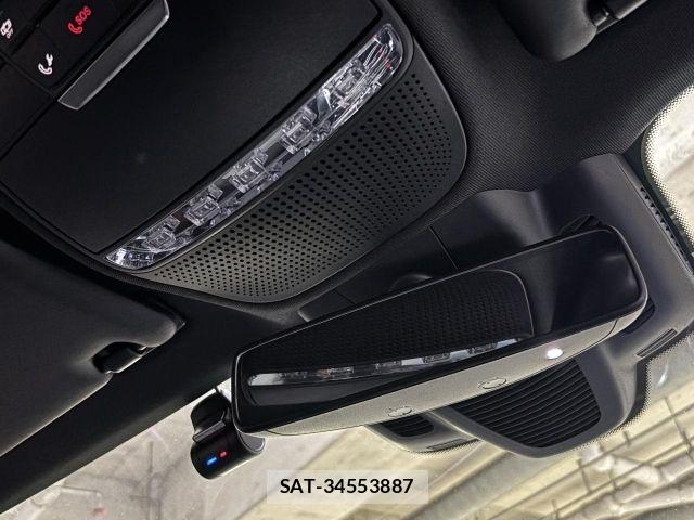 Mercedes Benz E-CLASS 2017-09 8685932-17