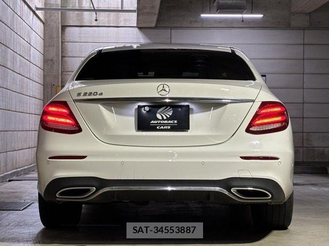 Mercedes Benz E-CLASS 2017-09 8685932-22