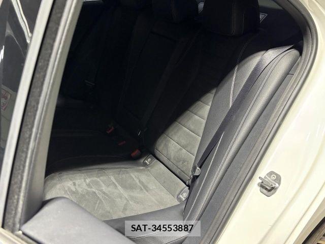 Mercedes Benz E-CLASS 2017-09 8685932-8