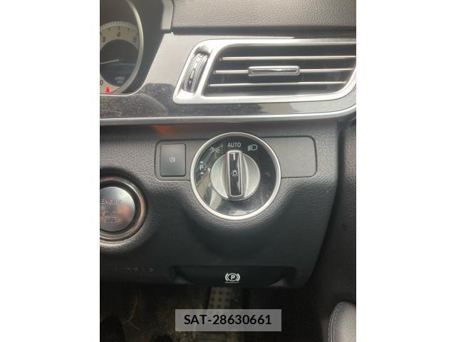 Mercedes Benz E-CLASS 2014-09 8685933-14